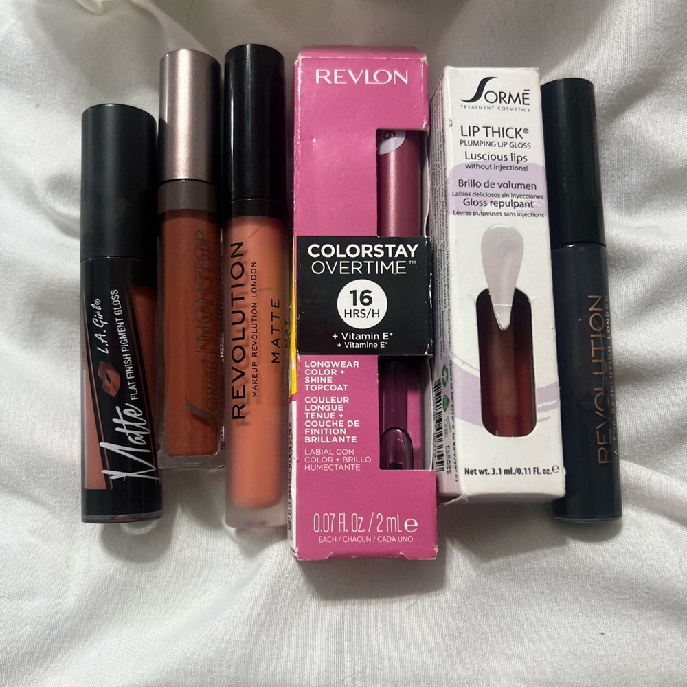 Lippie bundle!!!